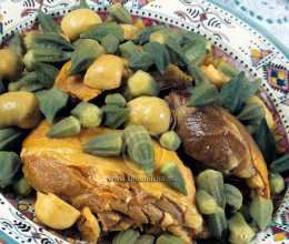 Tajine aux gombos et aux petits coings